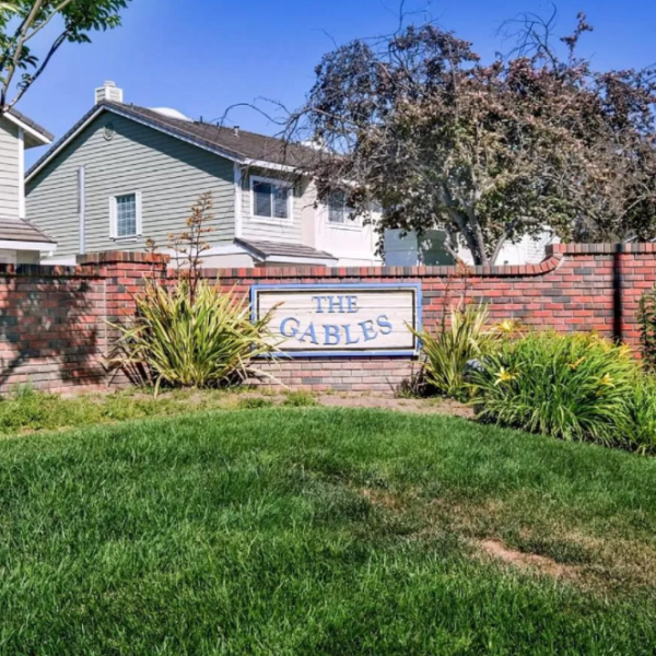 House For Sale in Mountain View